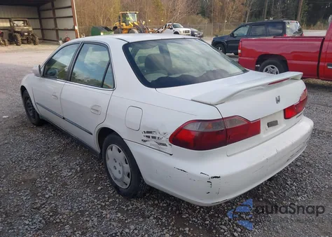 1999 Honda Accord Lx z USA, uszkodzony, nr VIN JHMCG5649XC006595